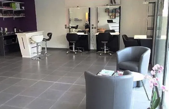 salon de coiffure à Sainte-Geneviève-des-Bois